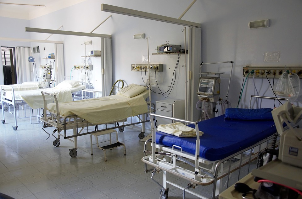 Ubezpieczenie na pobyt w szpitalu – dlaczego warto?